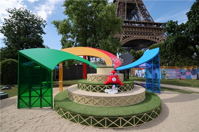 “令人难以置信!” 国际奥委会主席考文垂盛赞蒙牛乌兰布和治沙成果(图7) “令人难以置信!” 国际奥委会主席考文垂盛赞蒙牛乌兰布和治沙成果(图7)