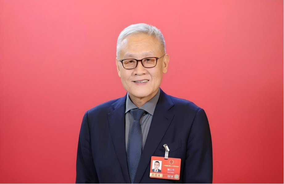 两会声音：君乐宝魏立华呼吁学生奶普惠全覆盖